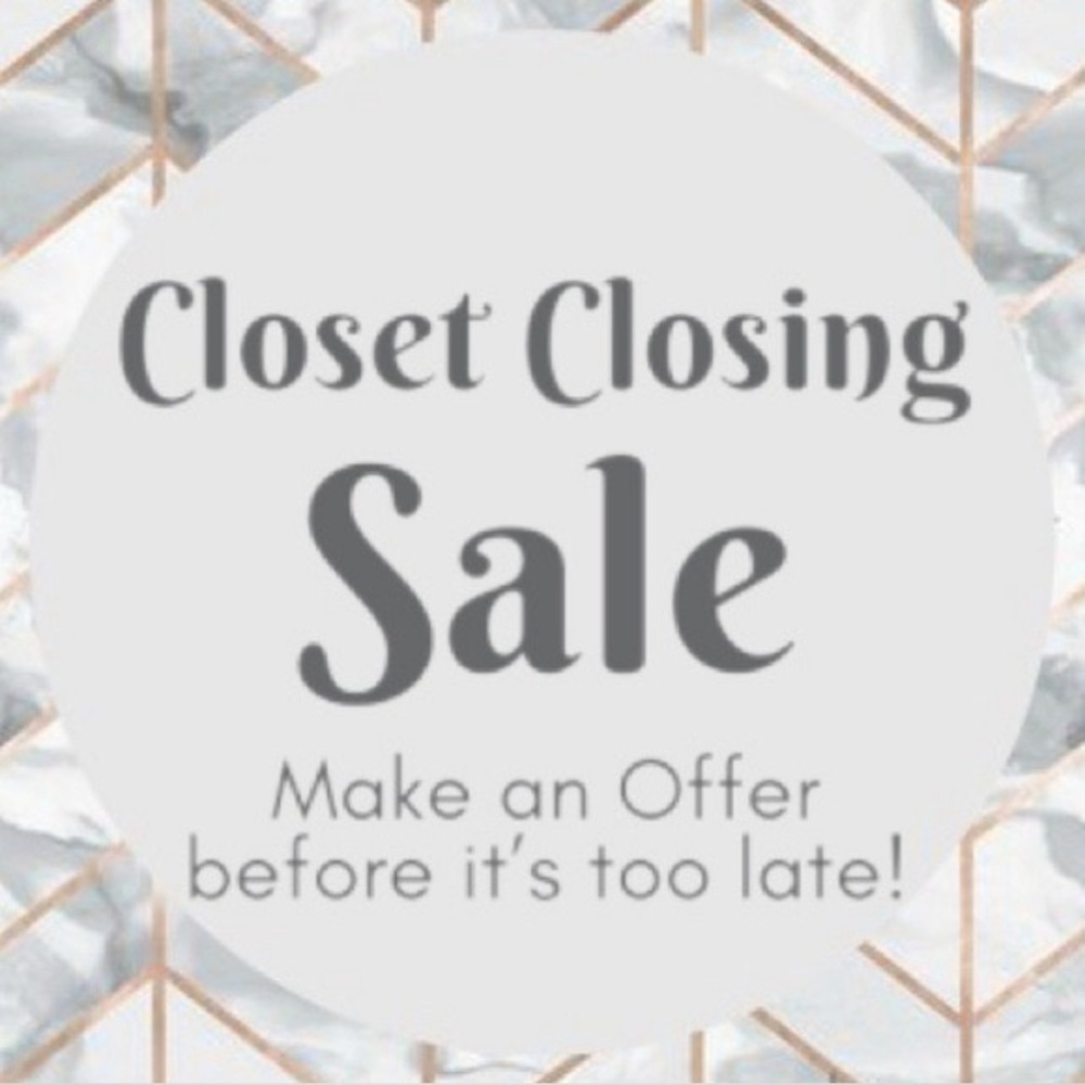 ‼️CLOSET CLOSING MAKE OFFERS‼️
